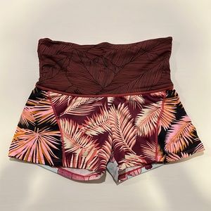 Maaji swim/ workout shorts either low rise or mid rise size small